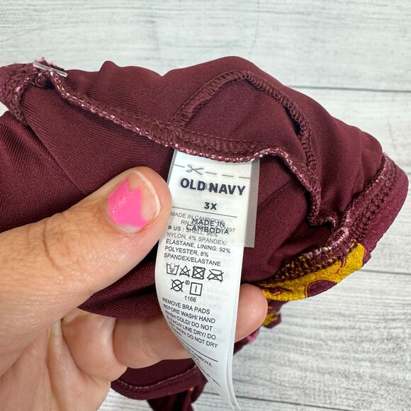 Old Navy Plus Size Maroon Sun Printed Swim Bikini Top Size 3X - Picture 7 of 7